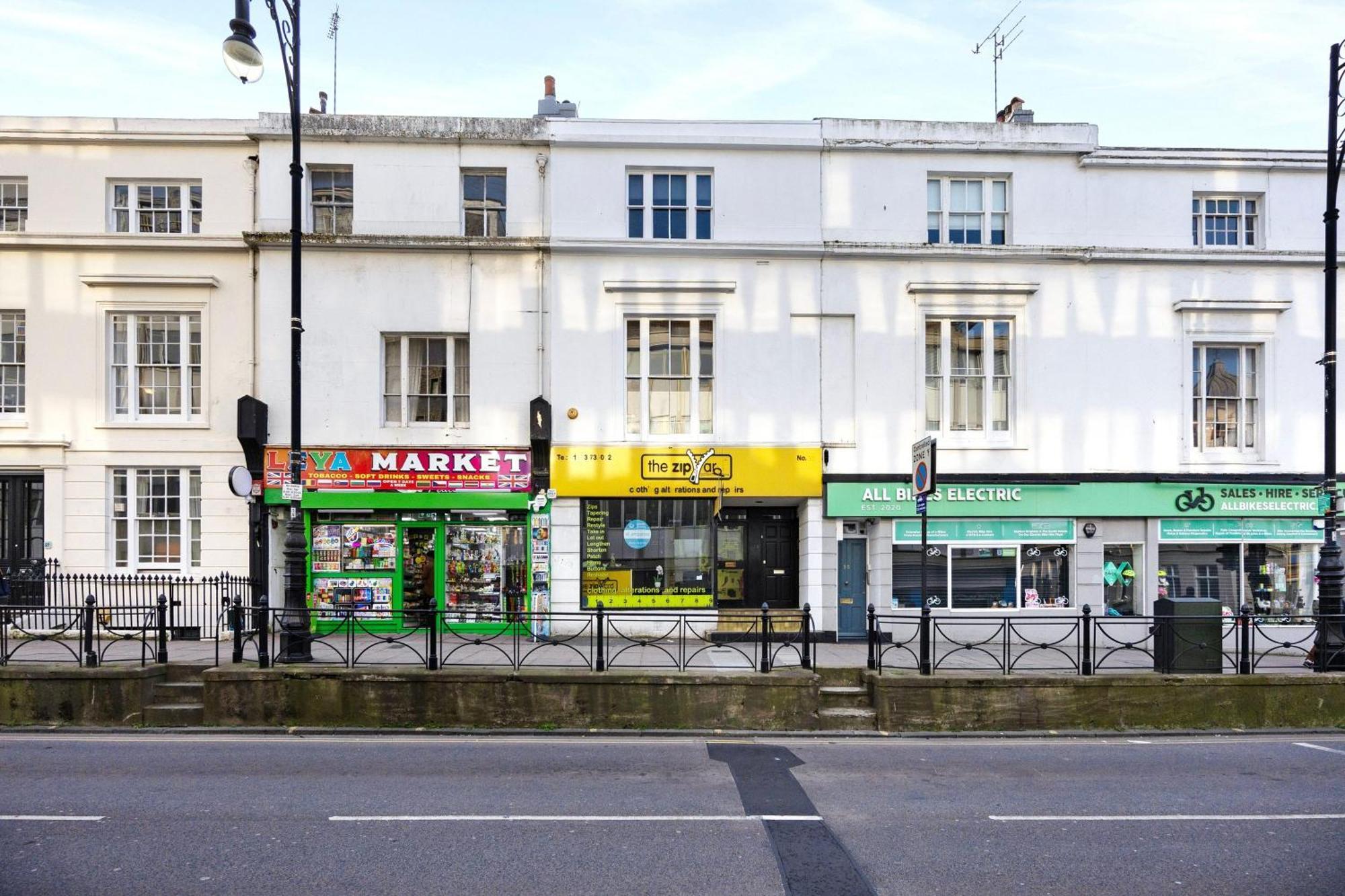 Queens Mile 1 With Free Parking By My Getaways Hove Buitenkant foto